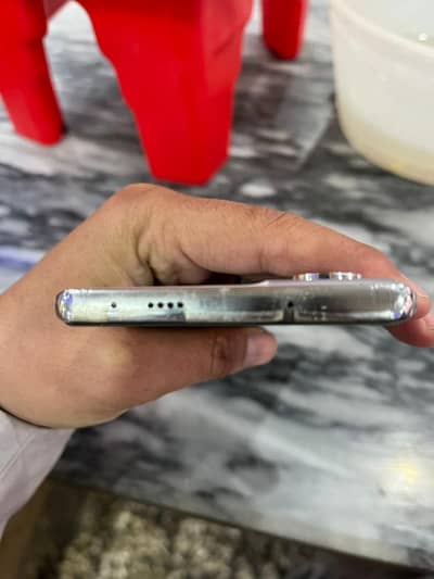 tecno camon 40pro 12 256 use condition like new