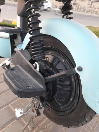 electric scooty bike in best working condition i