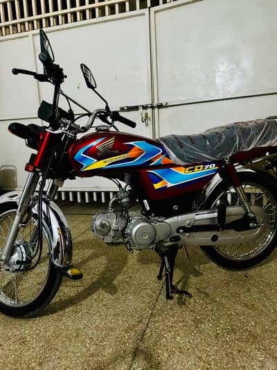 Honda CD 70| 800 KM New Bike Only Call 0335 - 1685430
