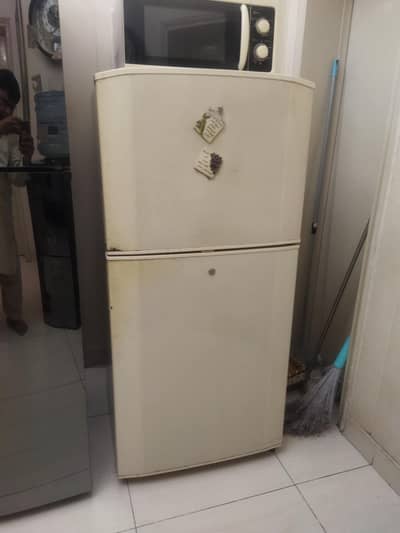 HAIER REFRIGERATOR FOR SALE HOME USED UNIT, A1 COOLING & FREEZING 10/8