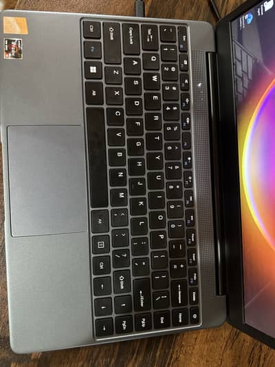 Amd ryzen 5 7430U 8gb ram 256gb hard 10/10