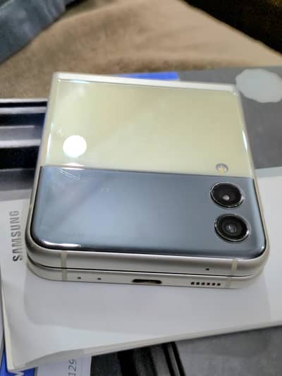 Samsung Galaxy Z Flip3 5G 256GB Official PTA Approved with Box