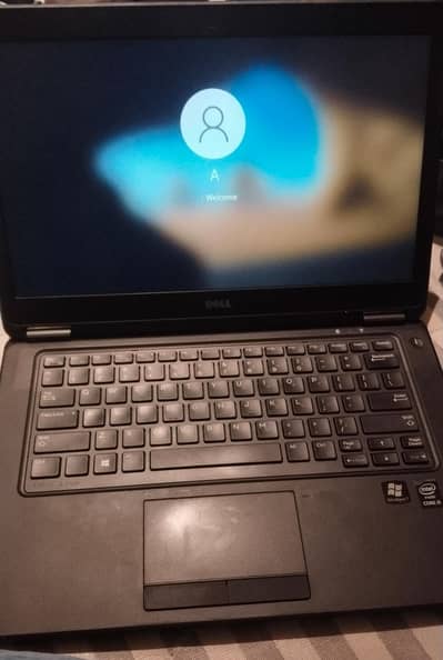Dell Core i5 5th Gen Laptop /8GB RAM/128GB SSD/ Fast and clean condit