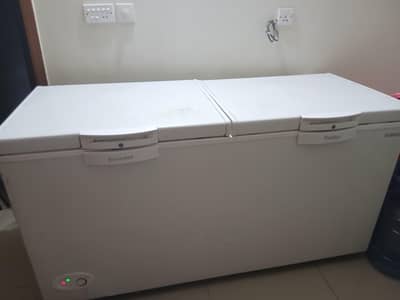 wave full size 318 triplet fridge/freezer wala hai