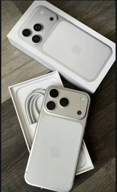 17 Pro 10/10 2 month Sim time 100 battery 67 cycle count