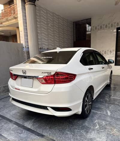 Honda City 2023 1.5 Full option