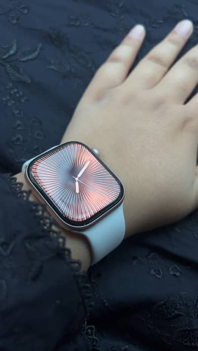 Apple Watch Series 10 – 46 mm ROSE GOLD Under Warranty