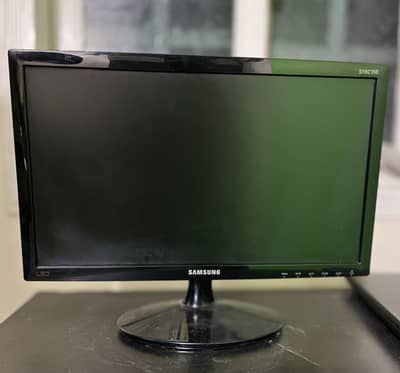 Samsung S19C150 Computer LED 18.5 Inch
