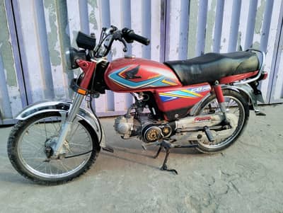 Honda CD 70 2019 model. B.