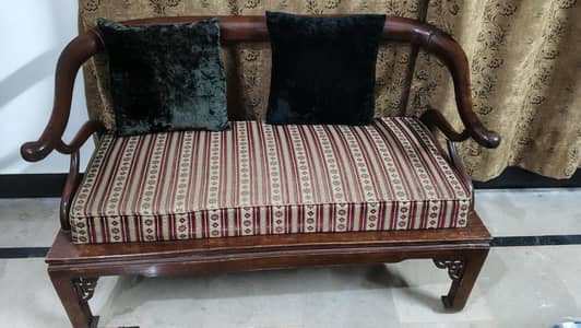 4 seater sofa set in good condition for sale