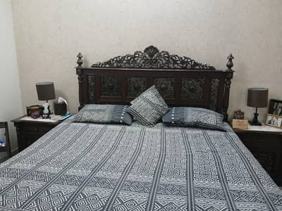 King size bed with mattress n dressing table. . .