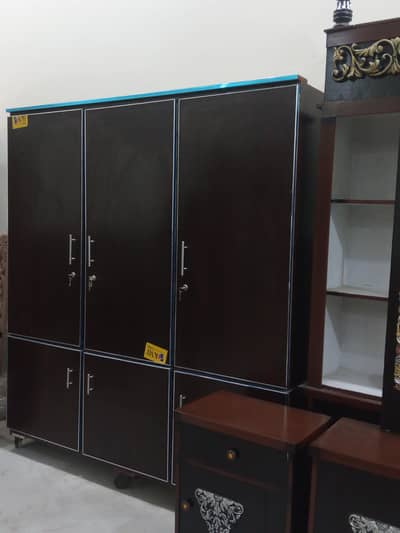 safe almari/ clothing almari/ wardrobe/ wooden Wardrobe/ wooden almari