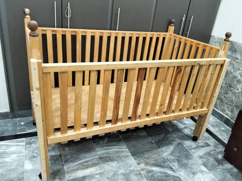 Baby Cot 3