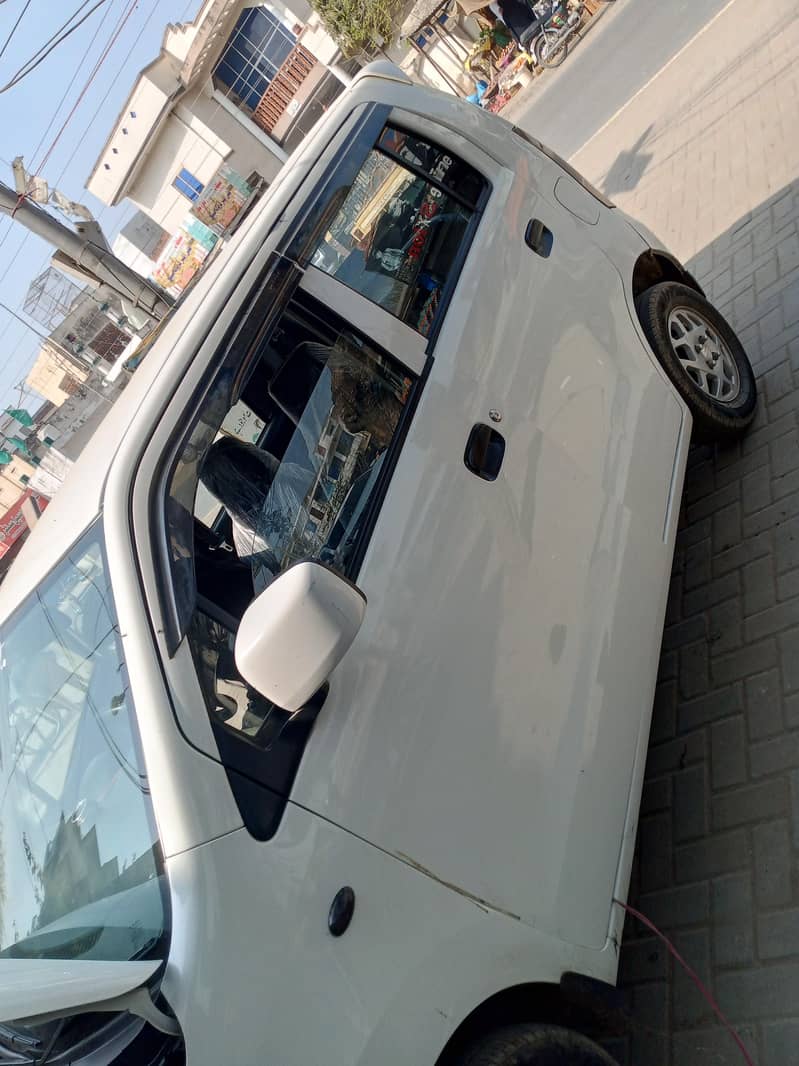 wagonr vxl 22/23 4
