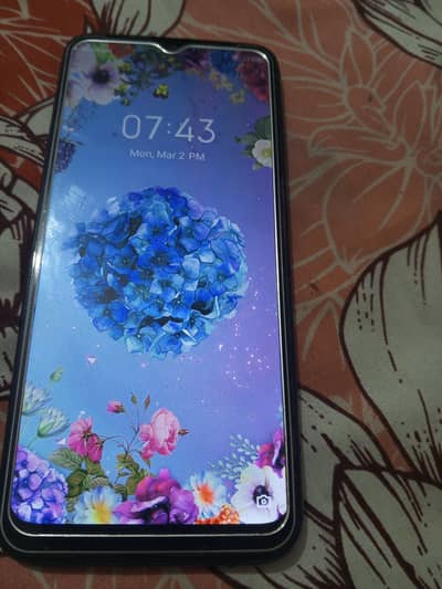 4.64 gb without box charger