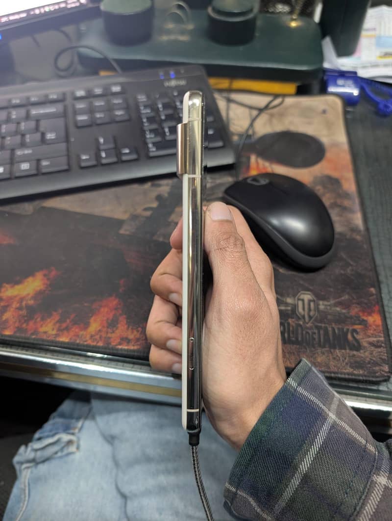 Google pixel 8 pro minor dot read description 2