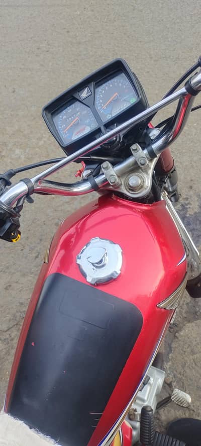 Honda 125 Available