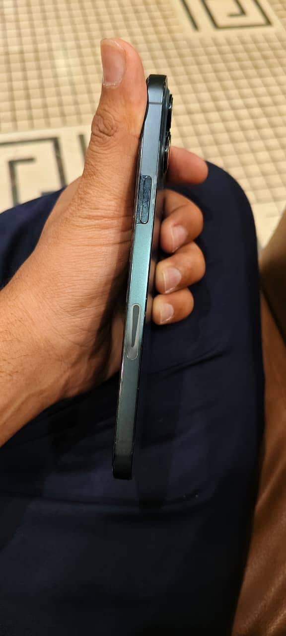 iPhone 12 Pro max jv 4