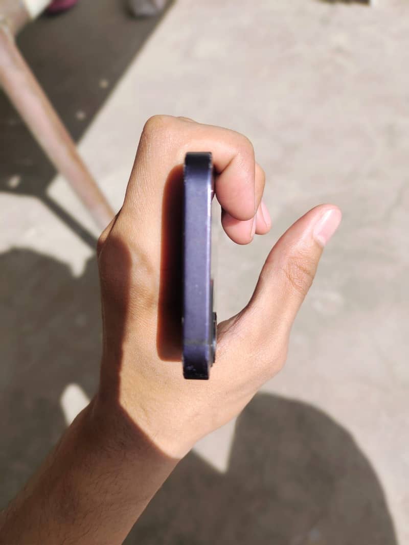 Iphone 12 mini waterpack 7