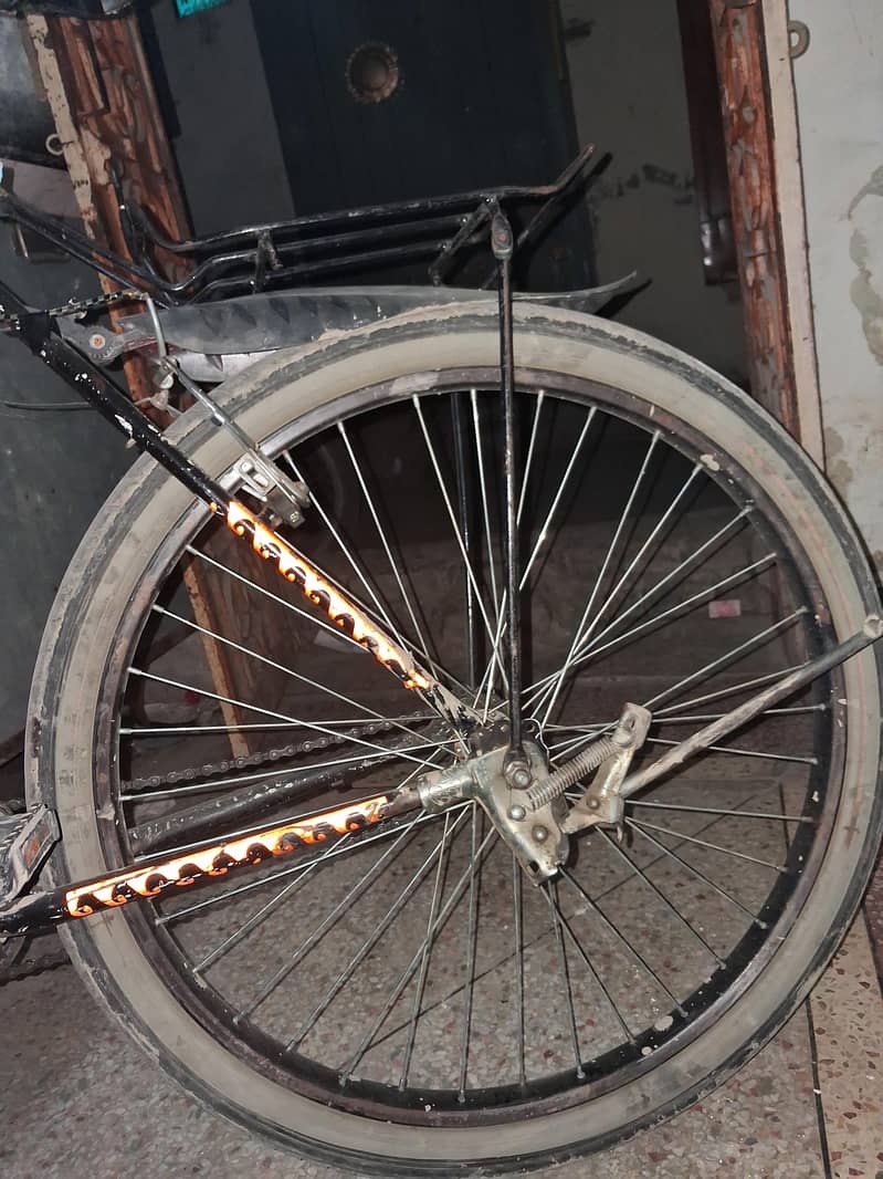 good condition  cycle  phoenix 1