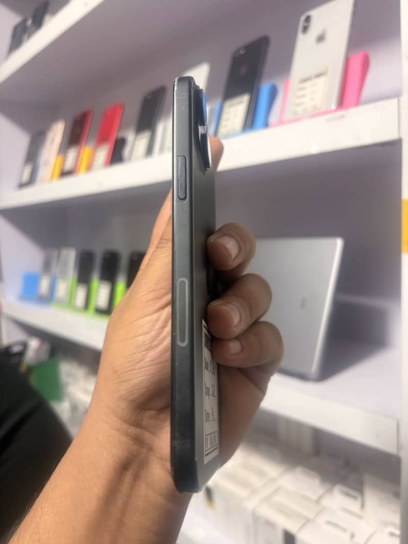 iPhone 15 plus Jv 4