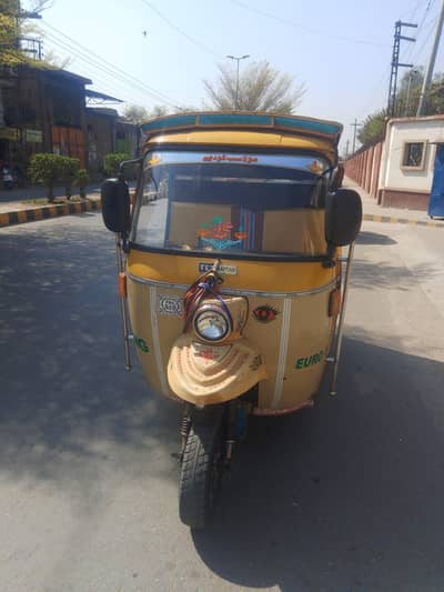 TEZ RAFTAR auto rickshaw. 03005607240