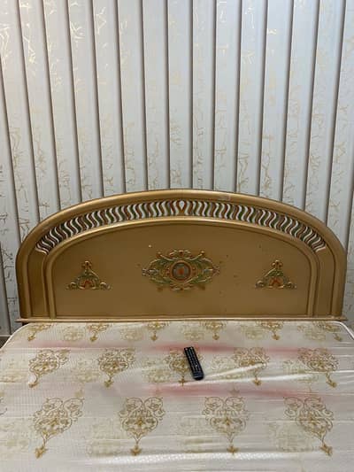 King size bed and side tables