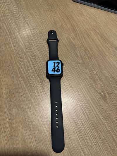 Apple Watch Series 5 (40mm)