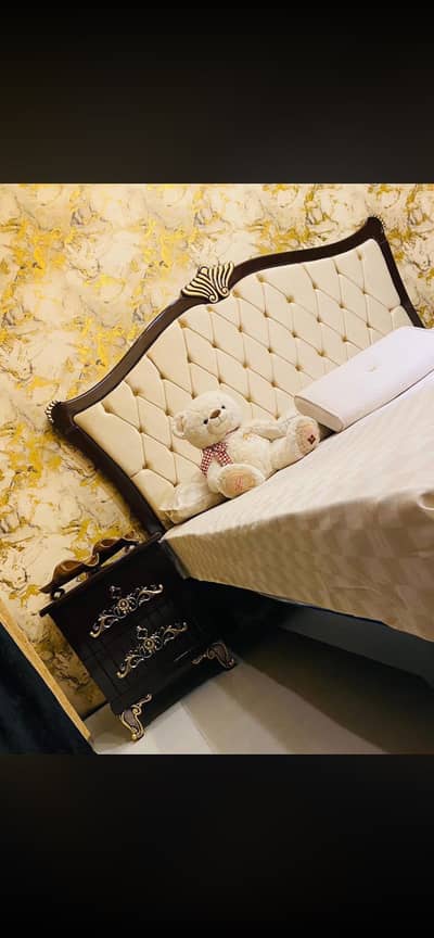 King size brand new sheesham wood bed set