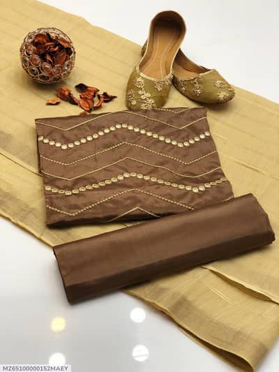 beautiful Eid collection for females dress on 40% discount