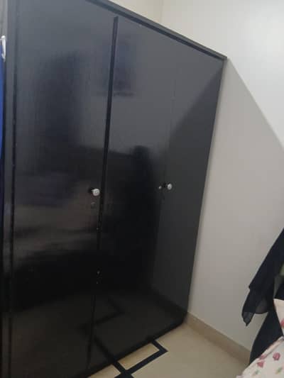 3 door kids wardrobe