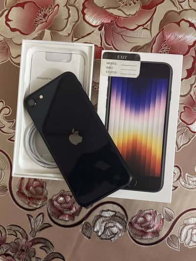 iPhone SE 3 2022 latest model