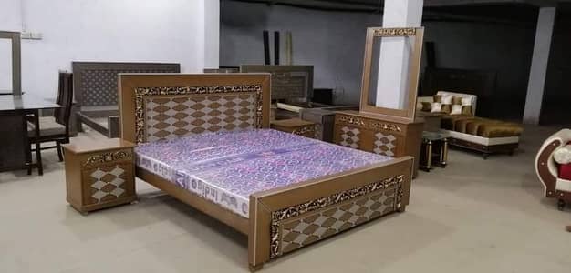 bed / bed set / wooden bed /double bed / side tables & Dressing table