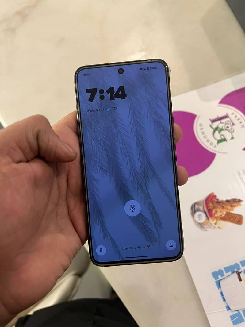 Google Pixel 8 1