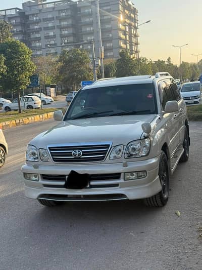 *Toyota land cruiser Cygnus 2003 model custom oction