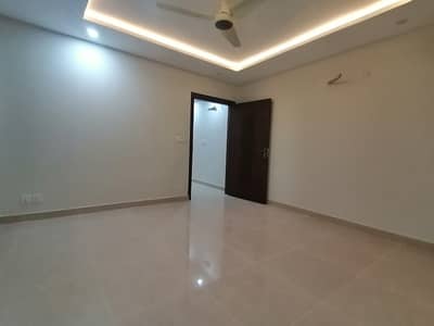 Full Building For Sale _16 Marla Plaza For Sale At Prime Location Of Bahria Enclave Islamabad