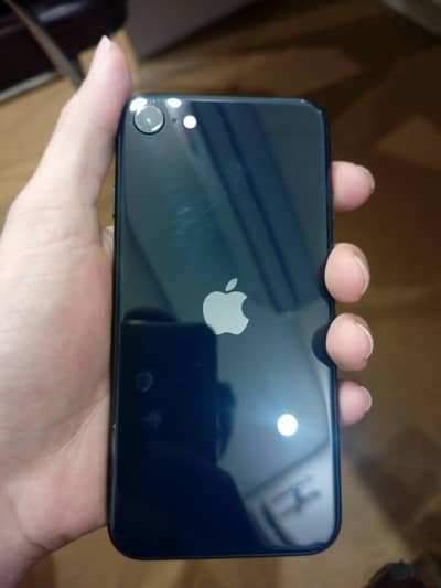 Ipone se 2023 3rd gen factory unlock with box