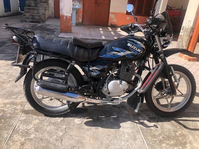 Suzuki GS150 special edition for sale in very good condition