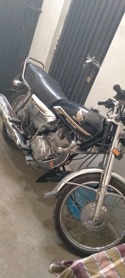 Honda CG 125 2020 Model Black – Good Condition