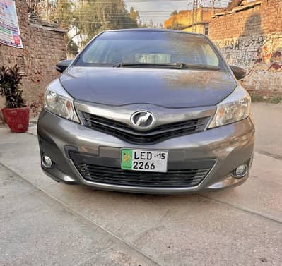 2011/2015 first owner car 4 peces touchup 2 doors and 2 fender r