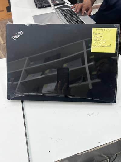 Lenovo E595Ryzen5 3500U|8GBRam|256 Gb|2Gbdedicated Graphic Card