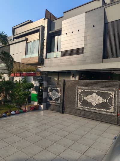 10 Marla Like Brand New Luxary House For Rent