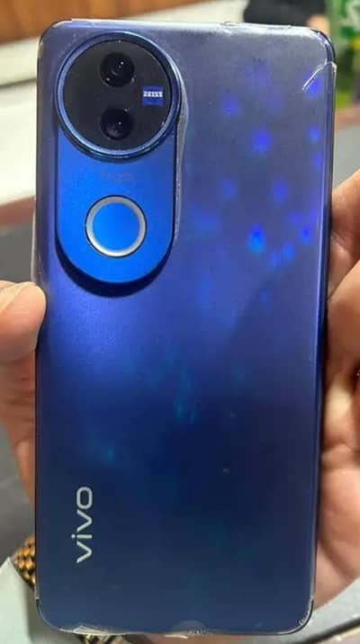 vivo v50 5g 12 256 3 month warranty All okay Nu 03116475144