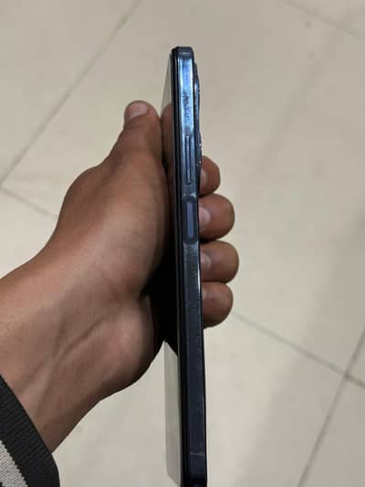INFINIX HOT 40 FOR SALE