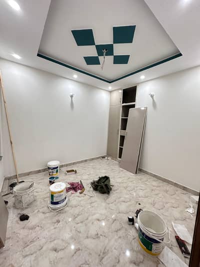 4.5 Marla Upper 2 Portions Available For Rent (Shakeel Park Area)