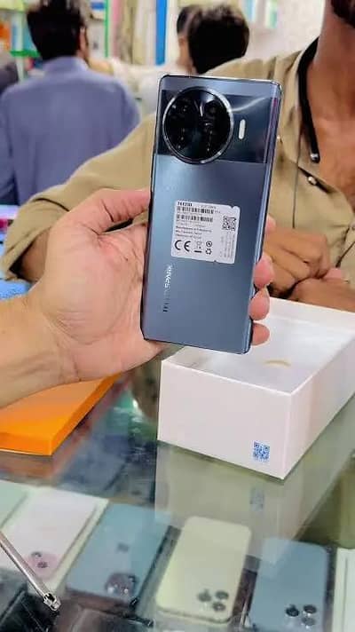 Tecno spark 20 pro plus original and complete  box