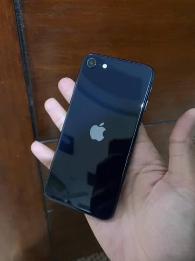 IPHONE SE 3/2022 64 GB