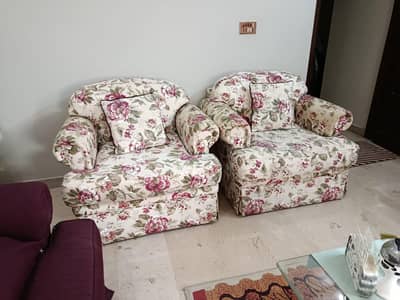 Unique Habitt 7-Seater Sofa Set – Imported from Saudi Arabia