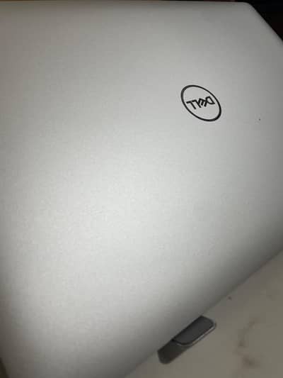 For Sell Dell precision 5540