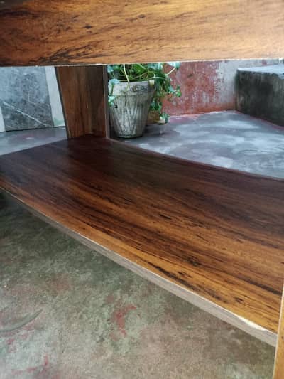 WOODEN TABLE HEAVY QUALITY